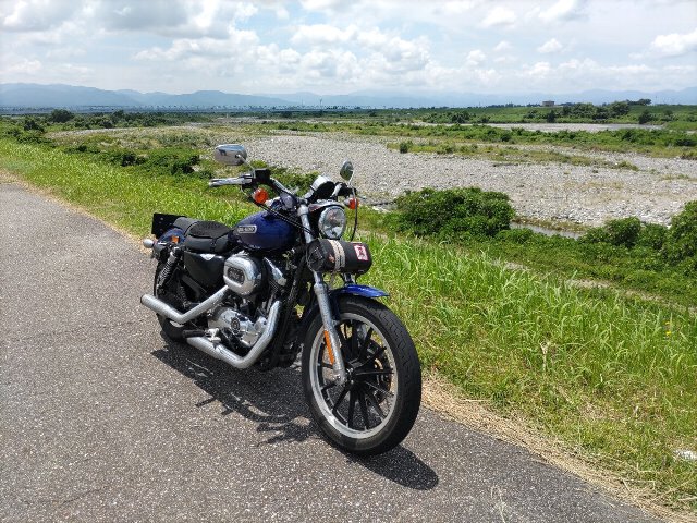 ソロツーリングで味わうピースサインは気持ちいい！